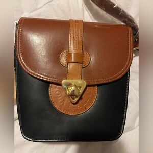 Harvey Bernard crossover Women’s pocketbook